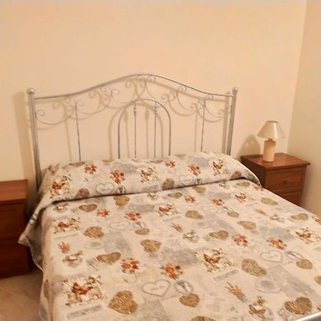 A Due Passi Dalla Cattedrale Apartment Palermo Luaran gambar